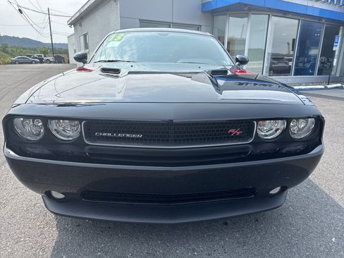 Used 2013 Dodge Challenger R/T Plus RWD image 8