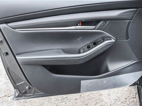 New 2026 MAZDA MAZDA3 2.5 S Sedan w/ Preferred Pkg image 36