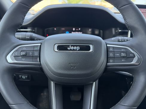 Used 2023 Jeep Compass High Altitude AWD/4WD image 20