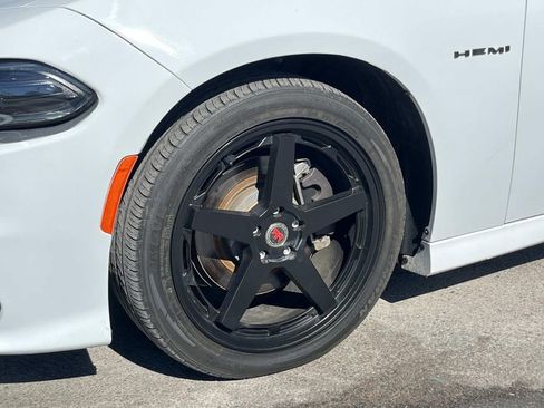 Used 2021 Dodge Charger R/T w/ Blacktop Package image 8