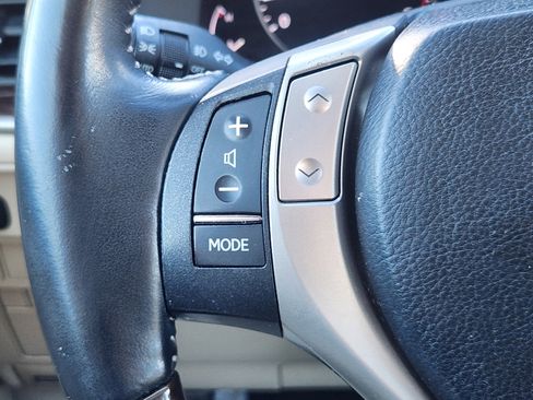 Used 2013 Lexus ES 350 image 28