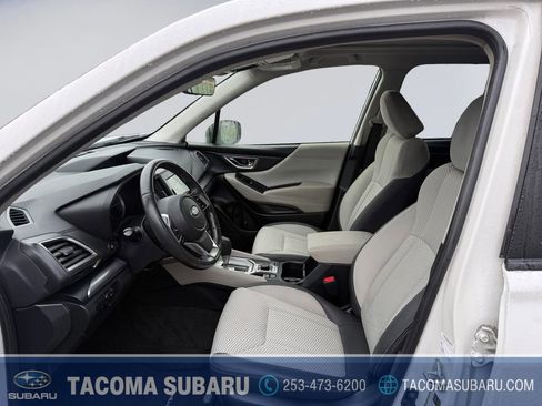 Used 2020 Subaru Forester Premium image 11