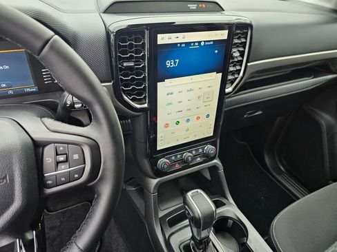 New 2026 Ford Ranger XLT w/ Equipment Group 301A High image 14