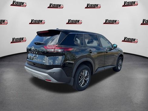 Used 2022 Nissan Rogue S image 5