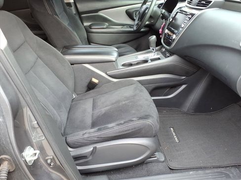 Used 2021 Nissan Murano S image 6