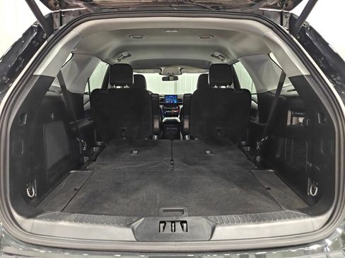 Used 2023 Ford Explorer Limited w/ Equipment Group 301A AWD/4WD image 38