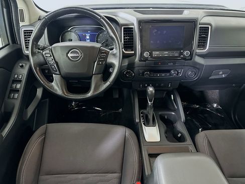 Used 2022 Nissan Frontier SV AWD/4WD image 17