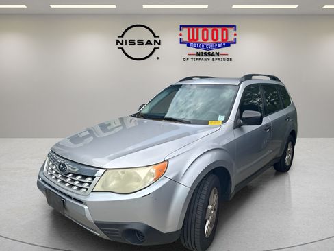 Used 2012 Subaru Forester 2.5X w/ Alloy Wheel Pkg AWD/4WD image 2