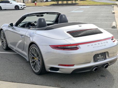Used 2017 Porsche 911 Carrera 4S image 52