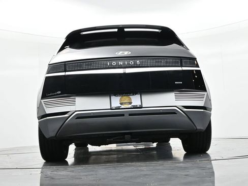 Used 2023 Hyundai Ioniq 5 Limited image 22