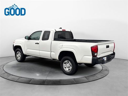 Used 2022 Toyota Tacoma SR image 3