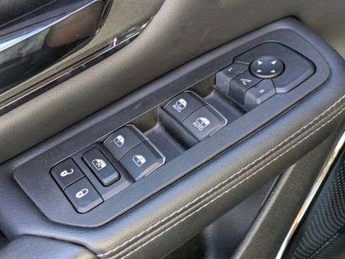 Used 2025 RAM 1500 Limited image 18