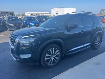 Certified 2022 Nissan Pathfinder Platinum w/ Cargo Package