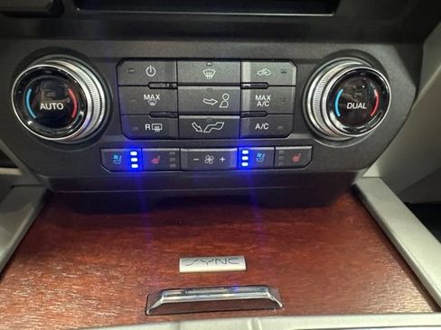Used 2018 Ford F150 King Ranch w/ Equipment Group 601A Luxury AWD/4WD image 47
