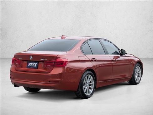 Used 2018 BMW 320i xDrive Sedan image 5