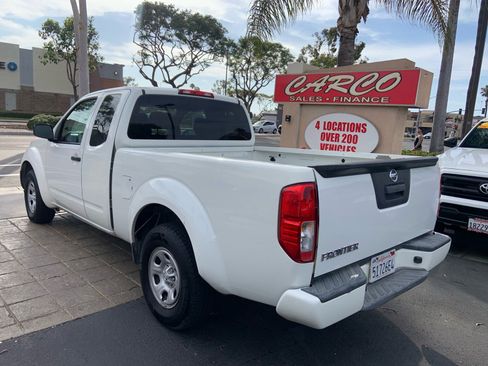 Used 2018 Nissan Frontier S RWD image 4