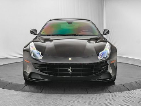 Certified 2016 Ferrari FF image 3