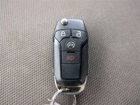 Used 2018 Ford F150 XLT w/ Equipment Group 302A Luxury image 32