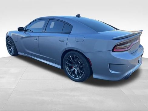 Used 2016 Dodge Charger SRT w/ Harman/Kardon Audio Group image 7