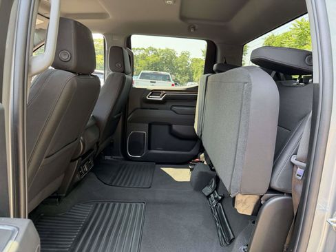 Certified 2023 Chevrolet Silverado 1500 LT AWD/4WD image 11