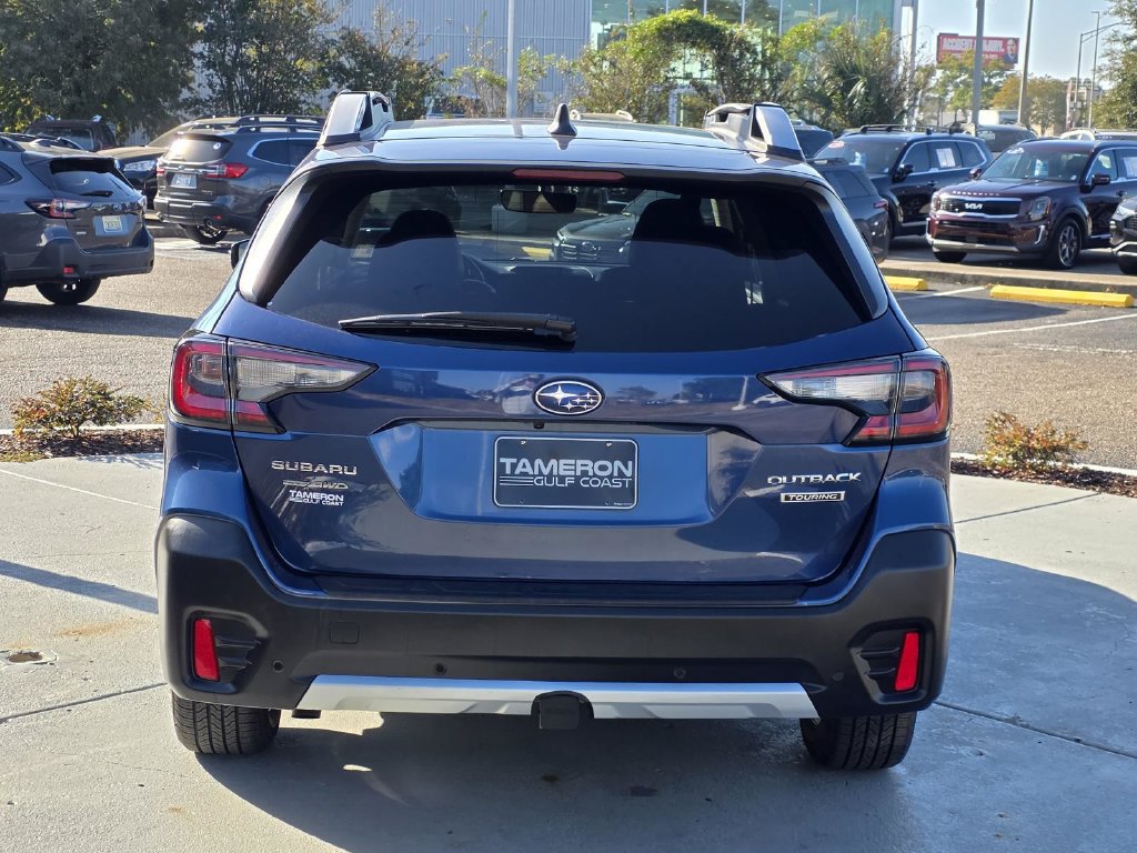 Used 2022 Subaru Outback Touring AWD/4WD image 3