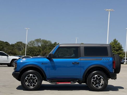 Used 2023 Ford Bronco 2-Door AWD/4WD image 3
