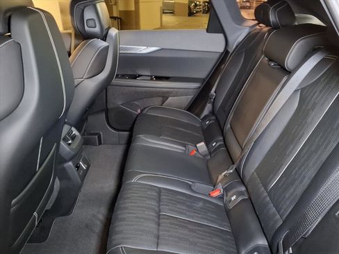 Used 2026 Cadillac Optiq Luxury 2 image 13