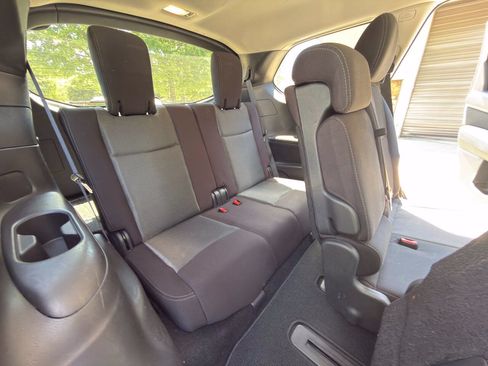 Used 2017 Nissan Pathfinder S AWD/4WD image 43