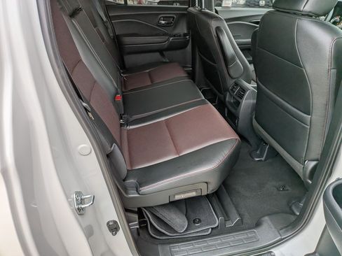 Certified 2023 Honda Ridgeline Black Edition image 31