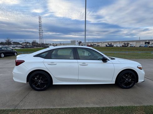 Certified 2026 Honda Civic Sport image 9