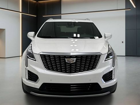 Used 2022 Cadillac XT5 Premium Luxury FWD image 9