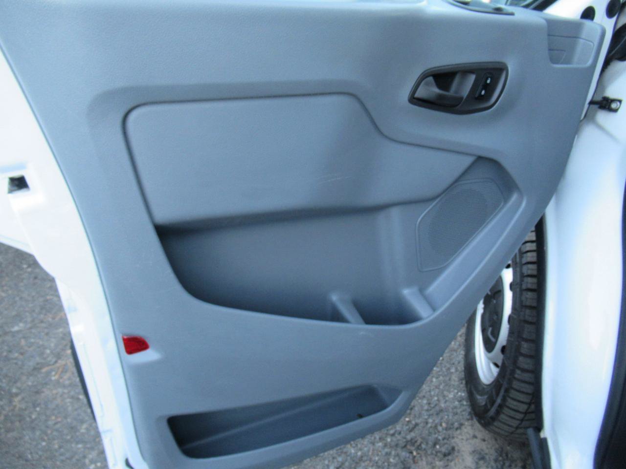 Used 2017 Ford Transit 250 148 Medium Roof RWD image 19