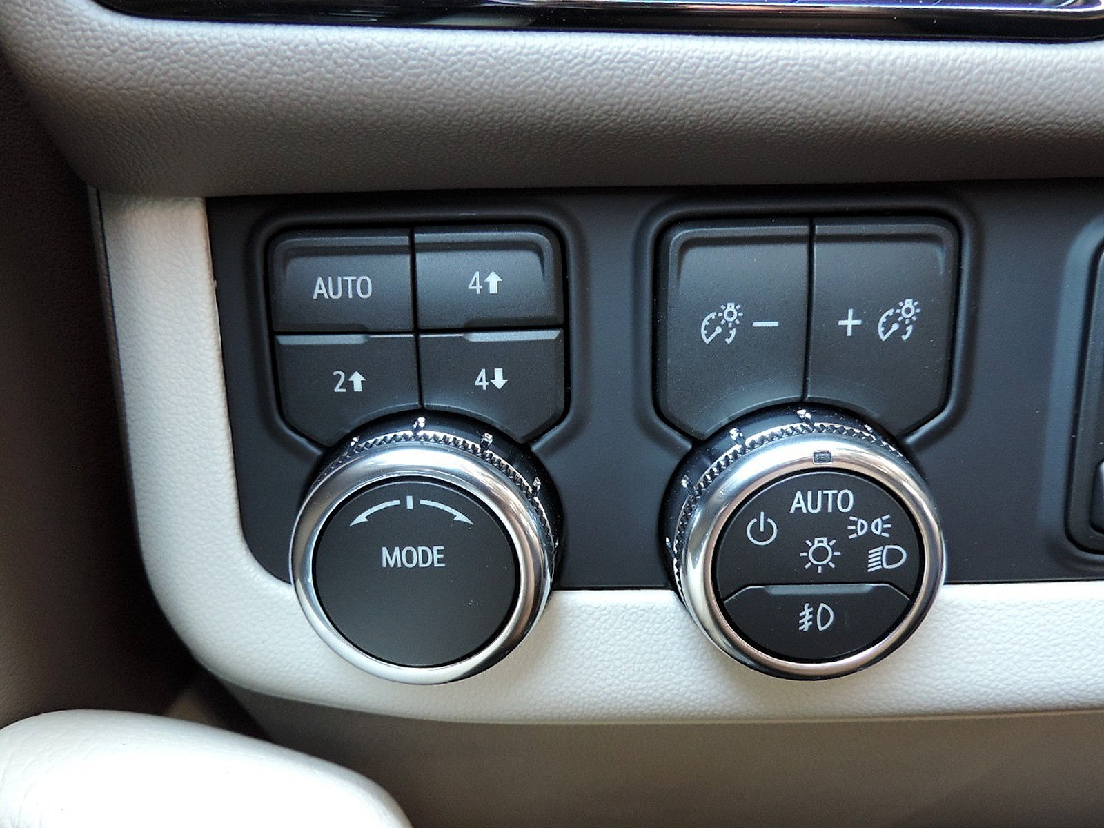 New 2027 GMC Yukon Denali w/ Denali Reserve Package AWD/4WD image 30