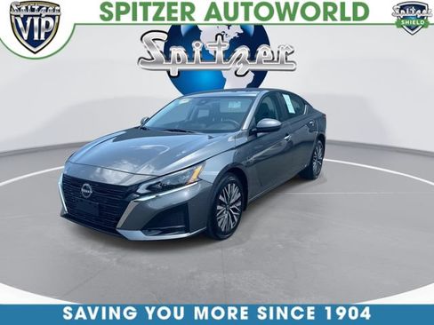 Used 2023 Nissan Altima 2.5 SV AWD/4WD image 4