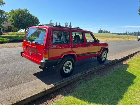 Used 2000 Jeep Cherokee Sport AWD/4WD image 5