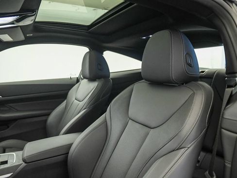 Used 2026 BMW 430i Coupe w/ Parking Assistance Package RWD image 17