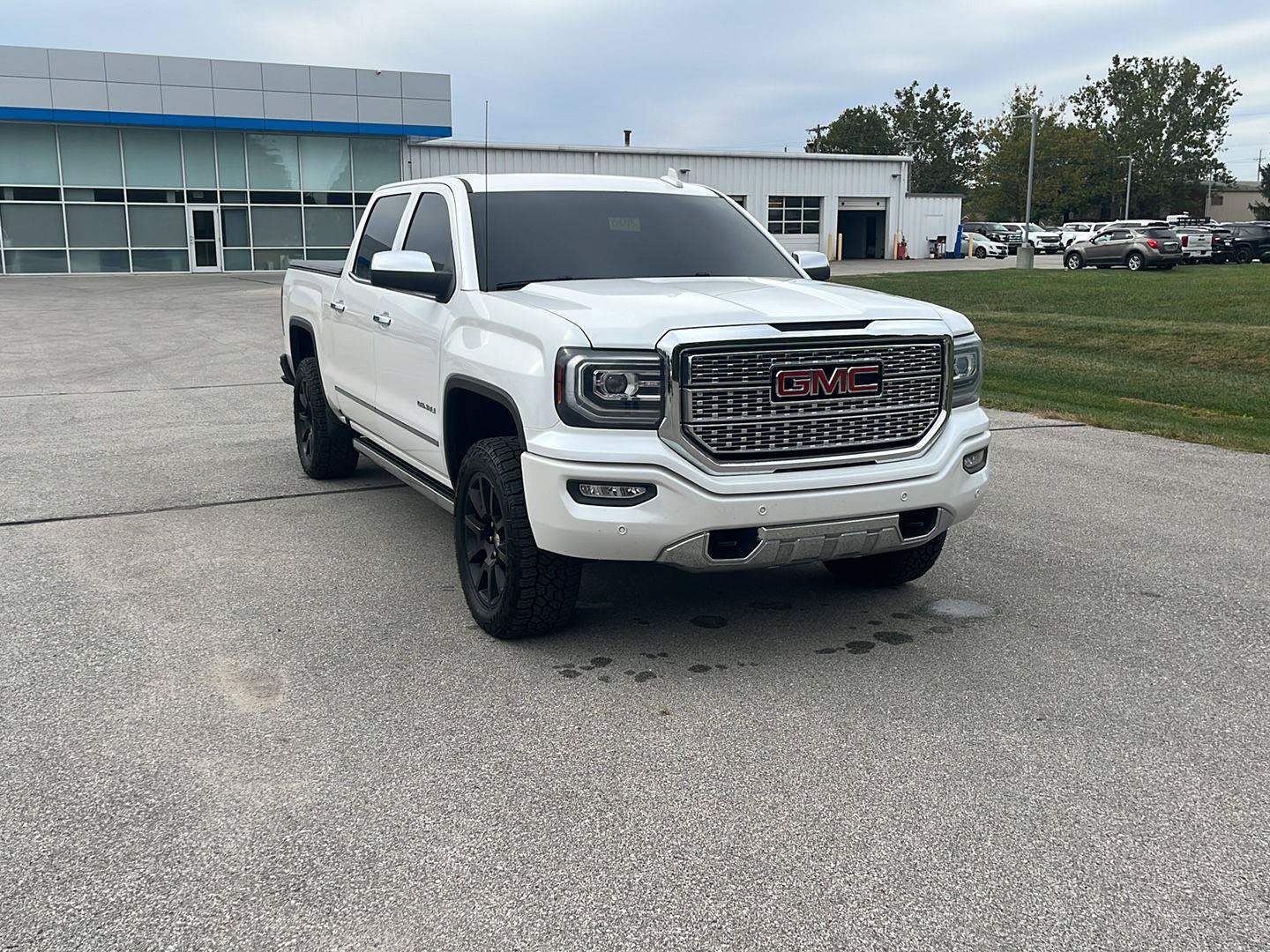 Used 2016 GMC Sierra 1500 Denali AWD/4WD image 7
