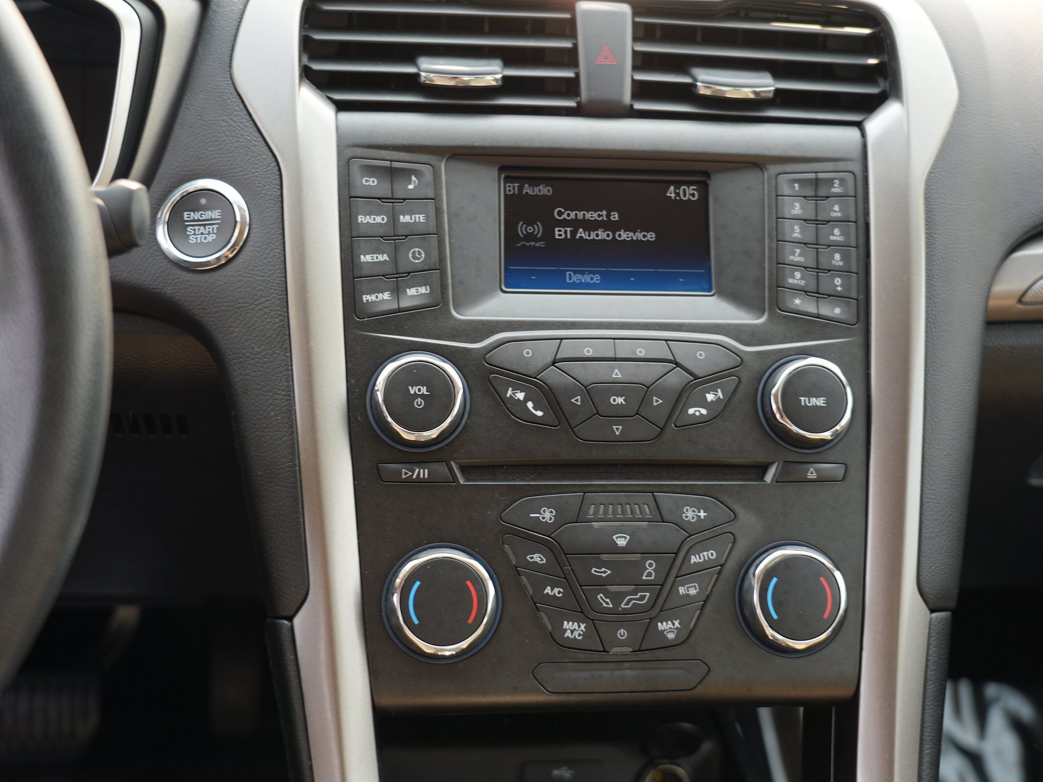 Used 2018 Ford Fusion S FWD image 23