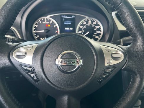 Used 2018 Nissan Sentra SR FWD image 50