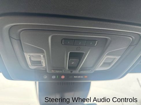 Used 2025 Chevrolet Silverado 2500 ZR2 w/ Technology Package image 29