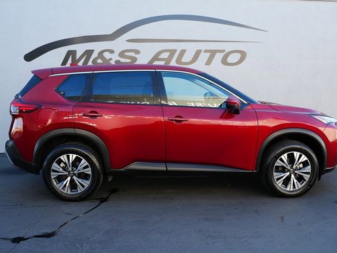 Used 2021 Nissan Rogue SV image 8