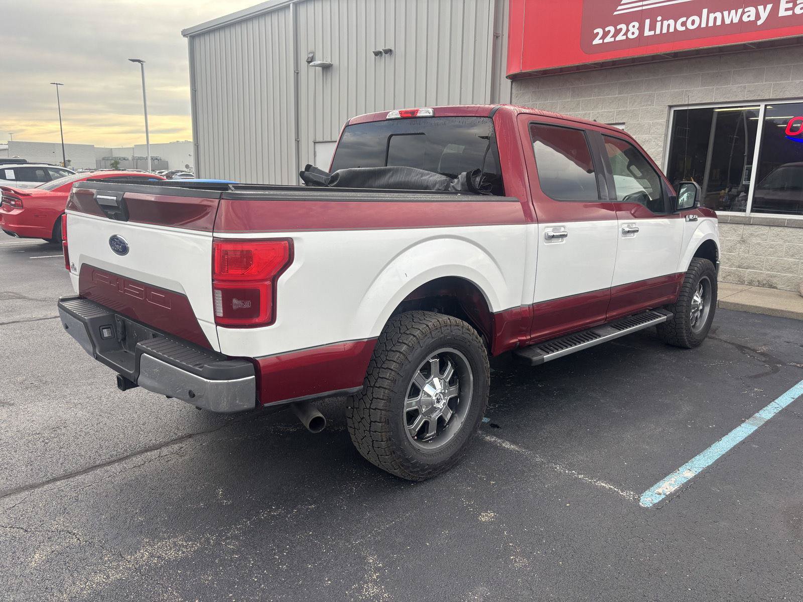 Used 2019 Ford F150 XLT w/ Equipment Group 302A Luxury AWD/4WD image 10