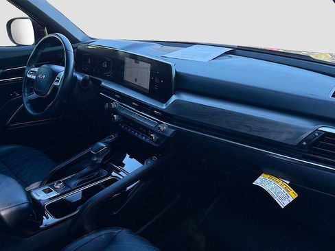Used 2024 Kia Telluride EX X-Line AWD/4WD image 31
