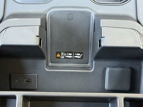 Used 2024 GMC Sierra 1500 AT4X image 26