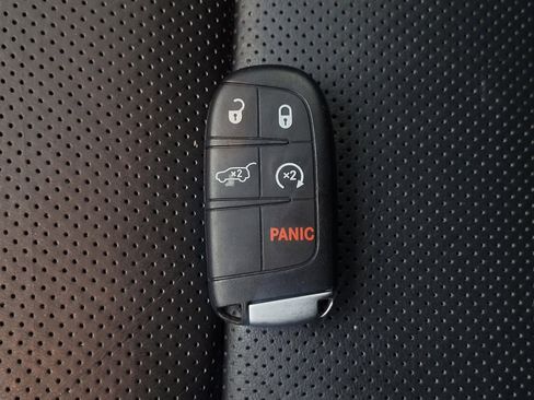 Used 2021 Jeep Grand Cherokee Limited w/ Quick Order Package 28K 80th RWD image 32