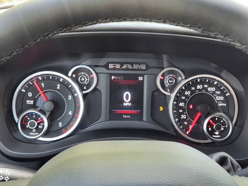 New 2026 RAM 3500 Lone Star AWD/4WD image 15