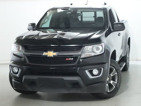 Used 2020 Chevrolet Colorado Z71 AWD/4WD image 3
