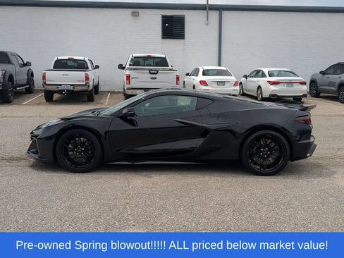 Used 2025 Chevrolet Corvette Z06 w/ Battery Protection Package RWD image 10