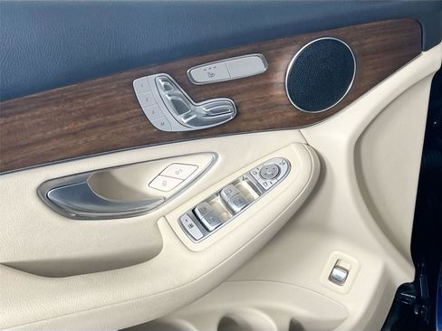 Certified 2022 Mercedes-Benz GLC 300 4MATIC image 16