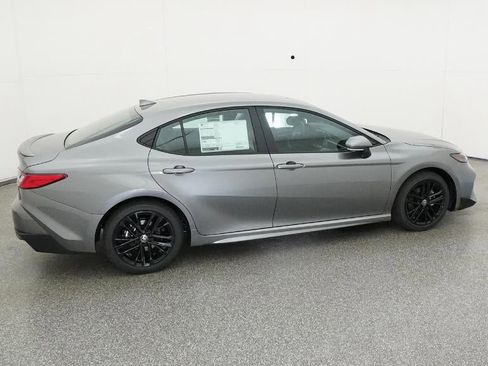 New 2026 Toyota Camry SE image 10